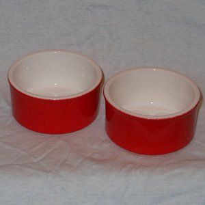 2 Ramekin dishes. Cermer glossy red.